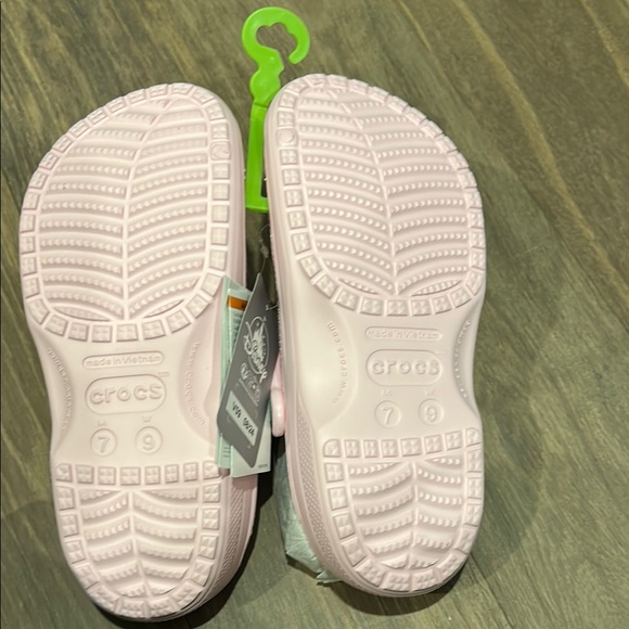 NWT Women’s 9 Crocs “Pink Milk” Mickey Clogs - Picture 2 of 4